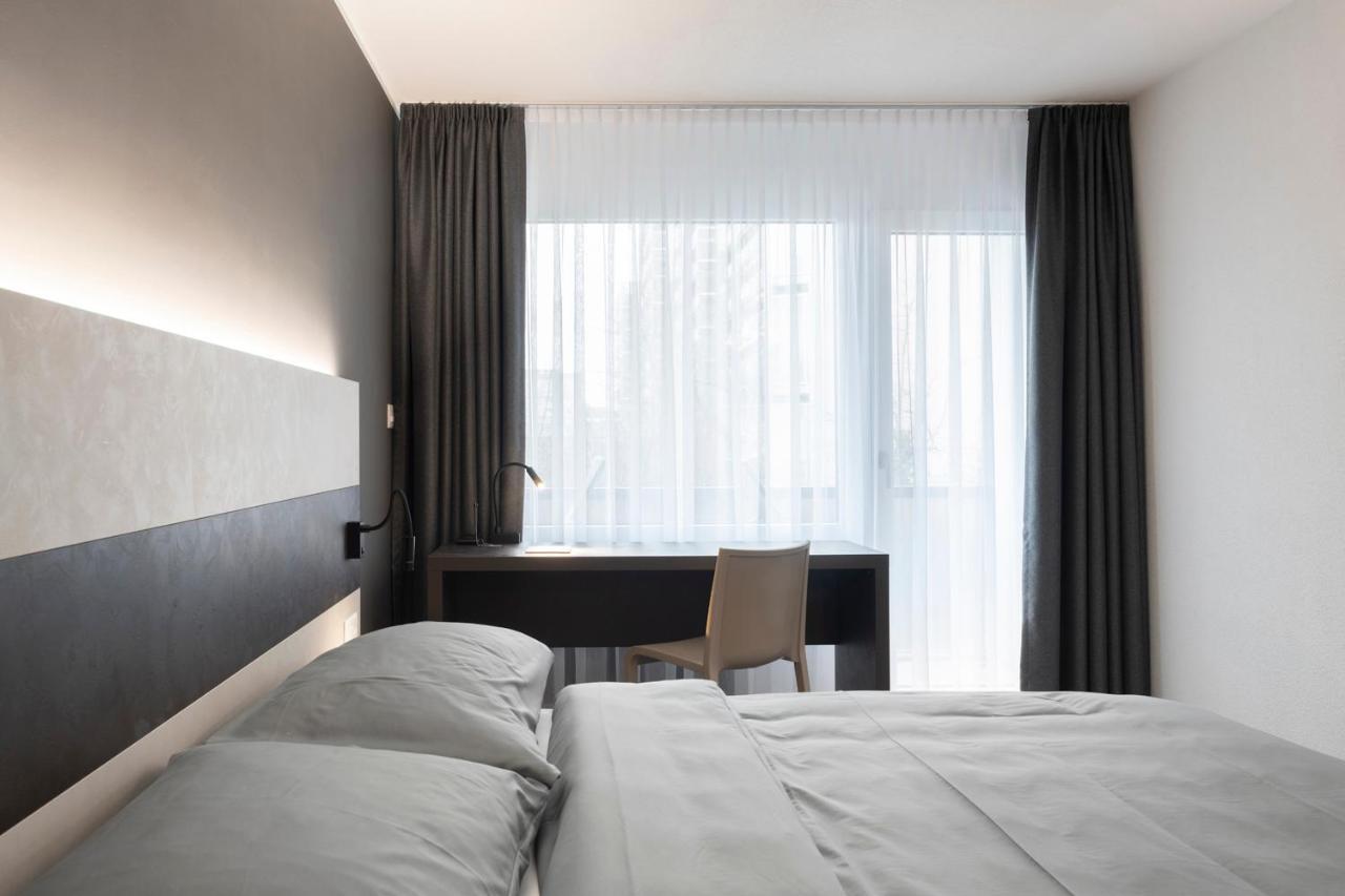 Hotel Bahnhof Zollikofen Екстер'єр фото