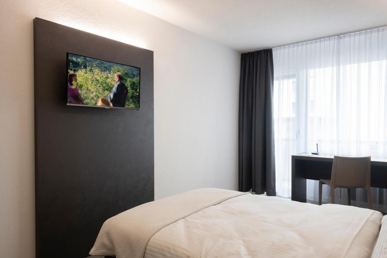 Hotel Bahnhof Zollikofen Екстер'єр фото