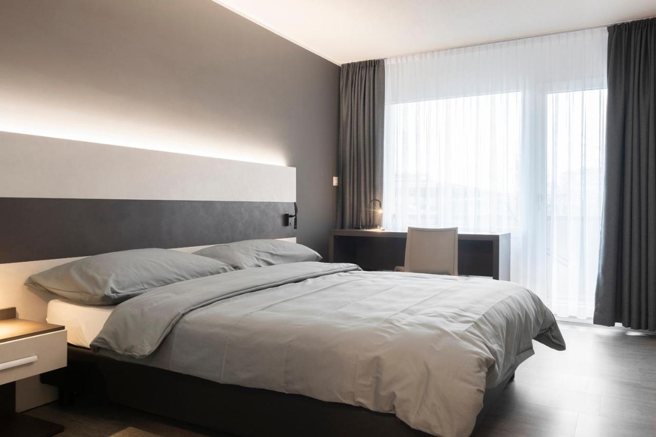 Hotel Bahnhof Zollikofen Екстер'єр фото