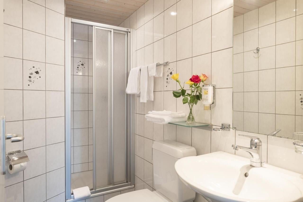 Hotel Bahnhof Zollikofen Екстер'єр фото